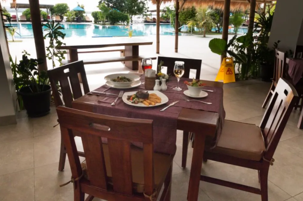 Peninsula Bay Resort - Image 11